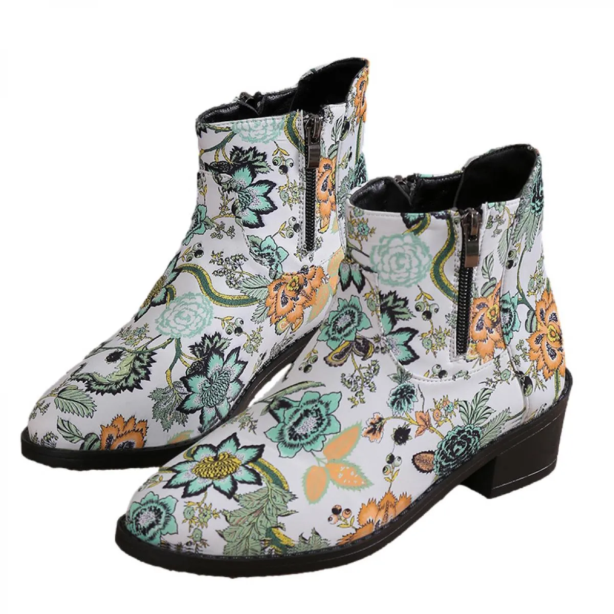 2023 Stivali Chelsea da donna Scarpe con tacco medio Chunky Trend Inverno Nuovi stivali gladiatore alla caviglia con punta a pun