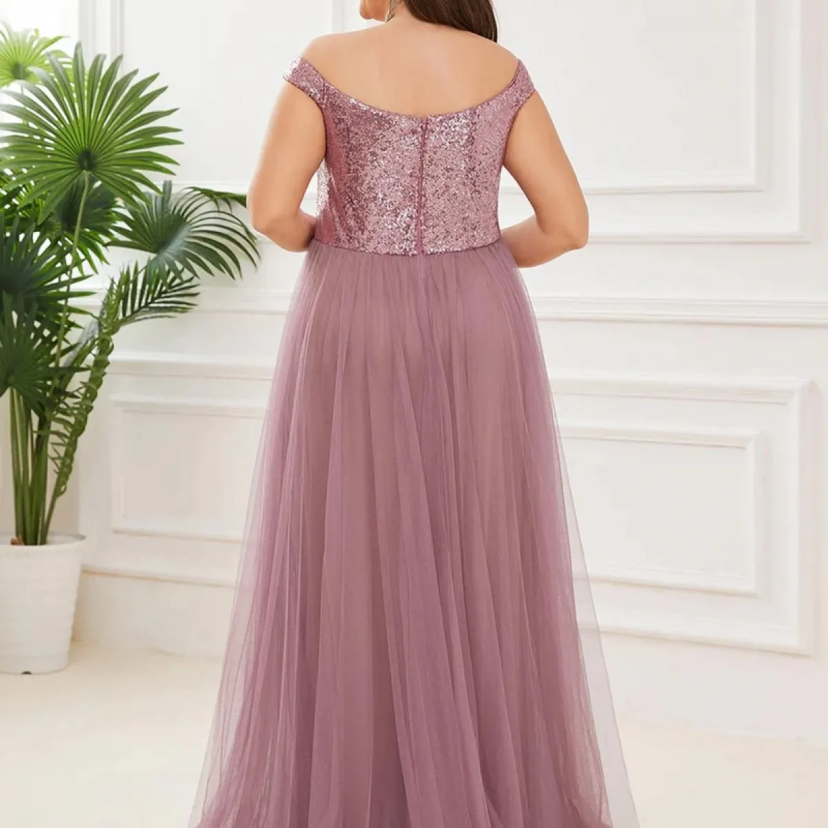 Abiti da donna di lusso taglie forti Abiti lunghi con scollo a V e maniche a vita alta in tulle 2023 di abito da ballo con paill