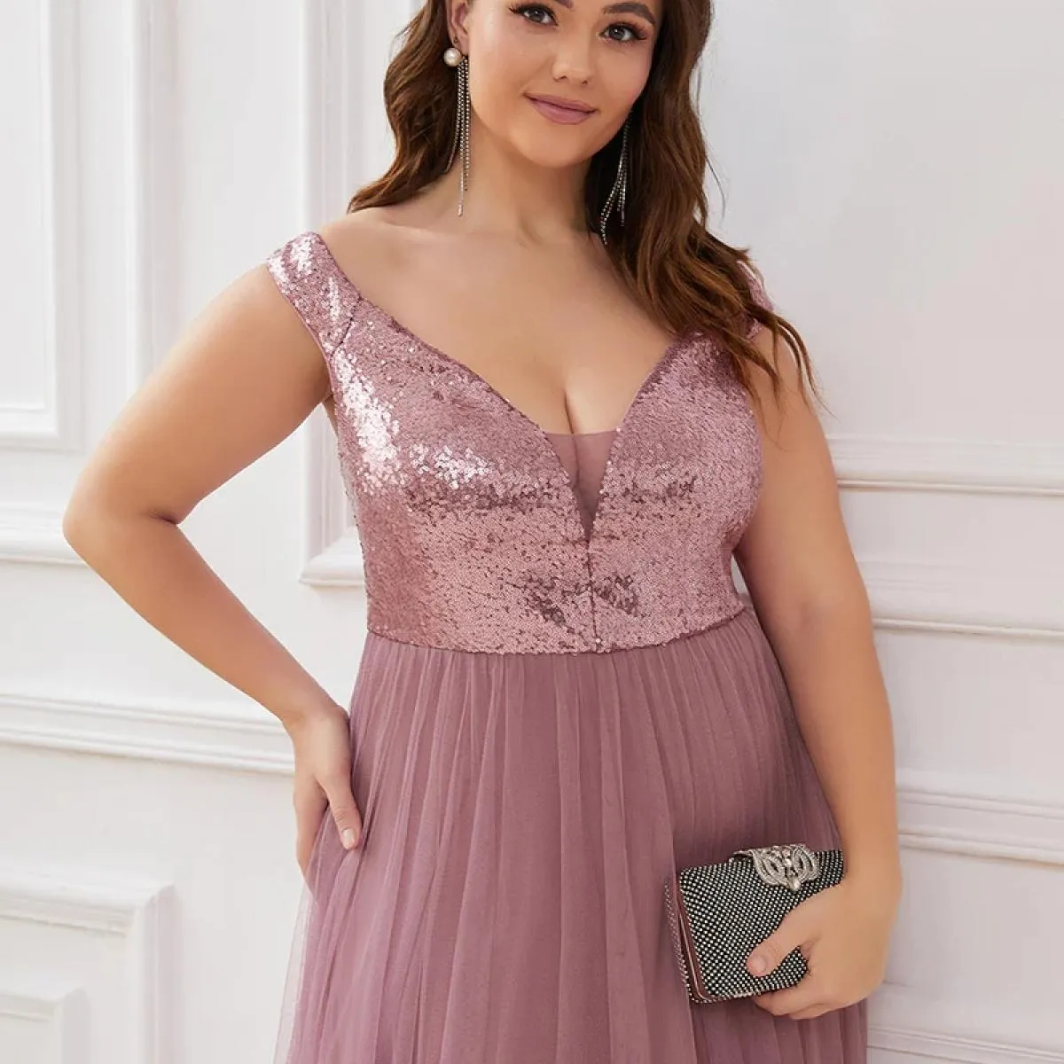 Abiti da donna di lusso taglie forti Abiti lunghi con scollo a V e maniche a vita alta in tulle 2023 di abito da ballo con paill