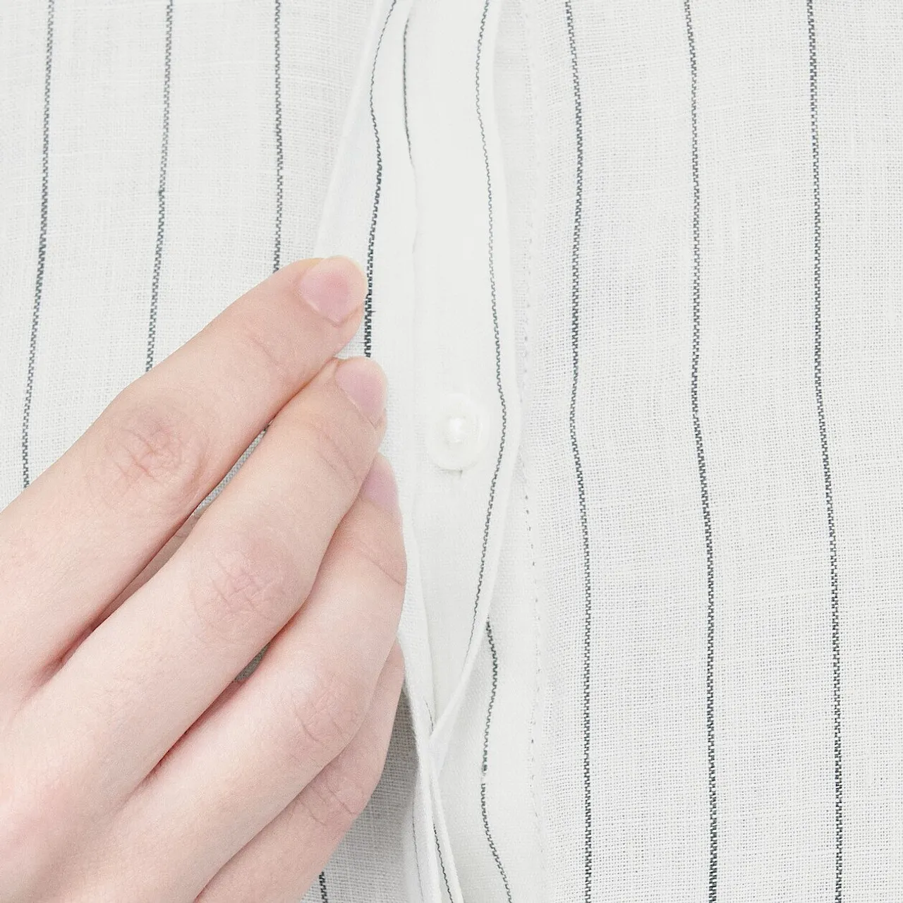Camicia da donna in lino lavato con maniche a 3/4.