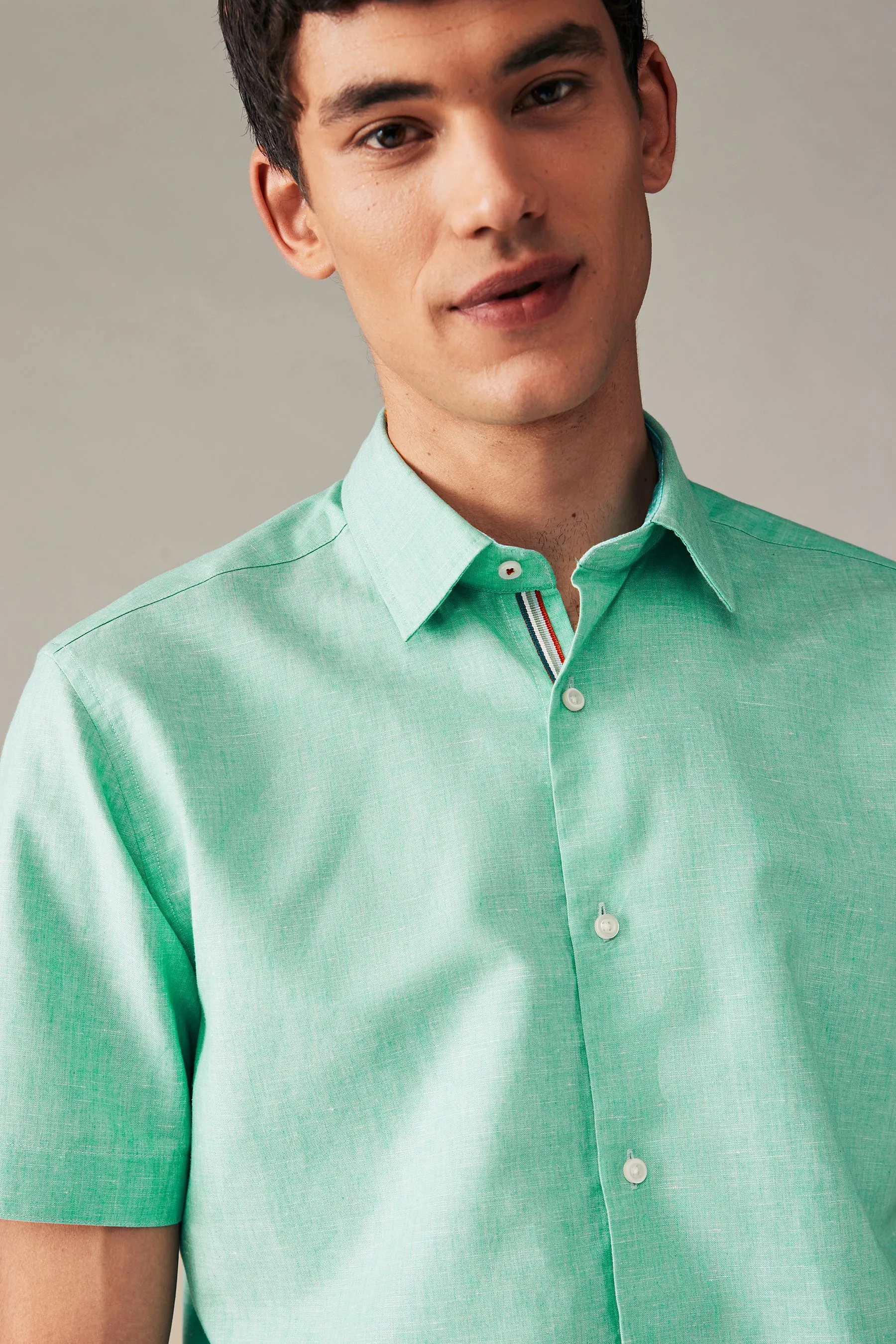 Camicia in Blend Manica corta di lino rifinita    