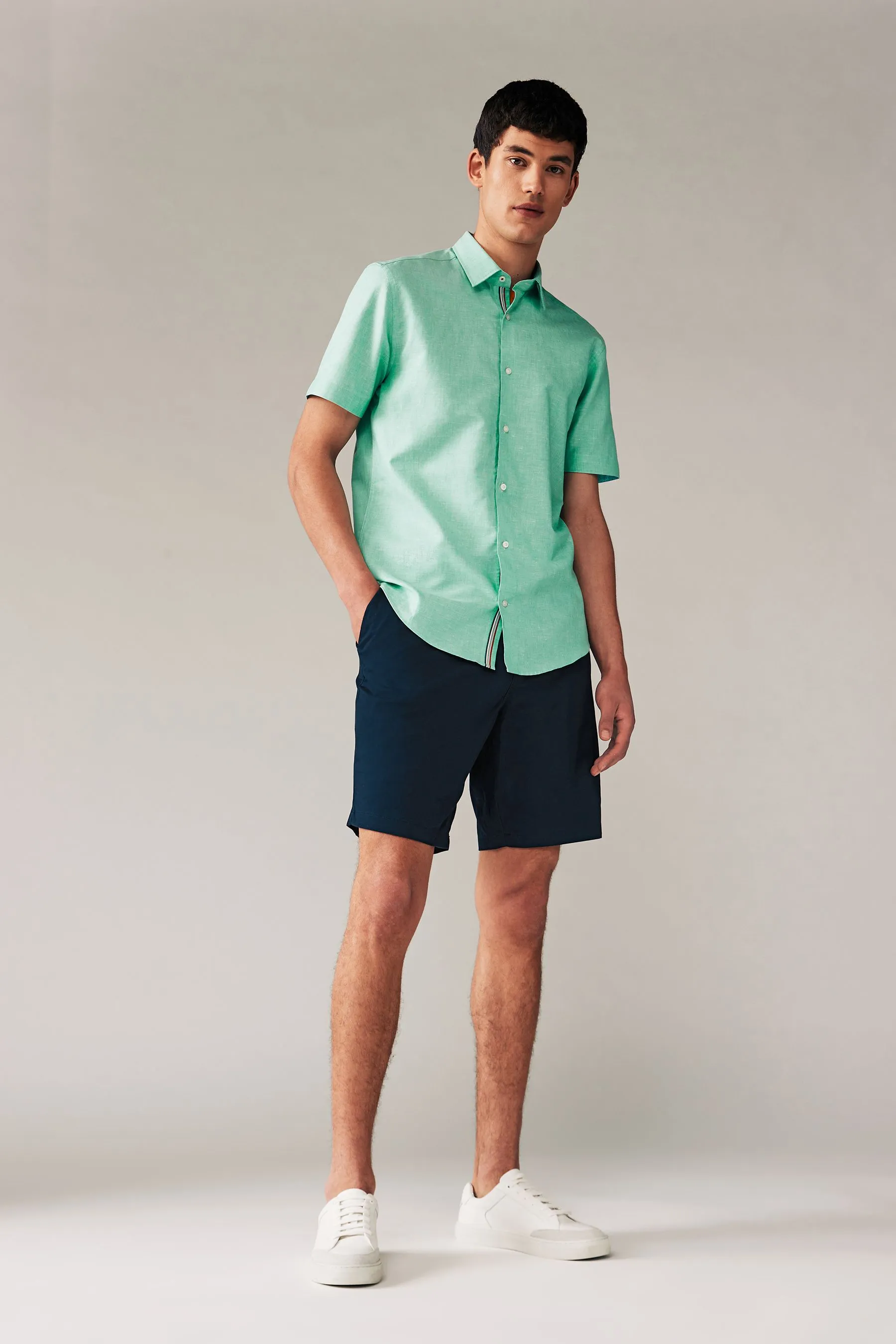 Camicia in Blend Manica corta di lino rifinita    