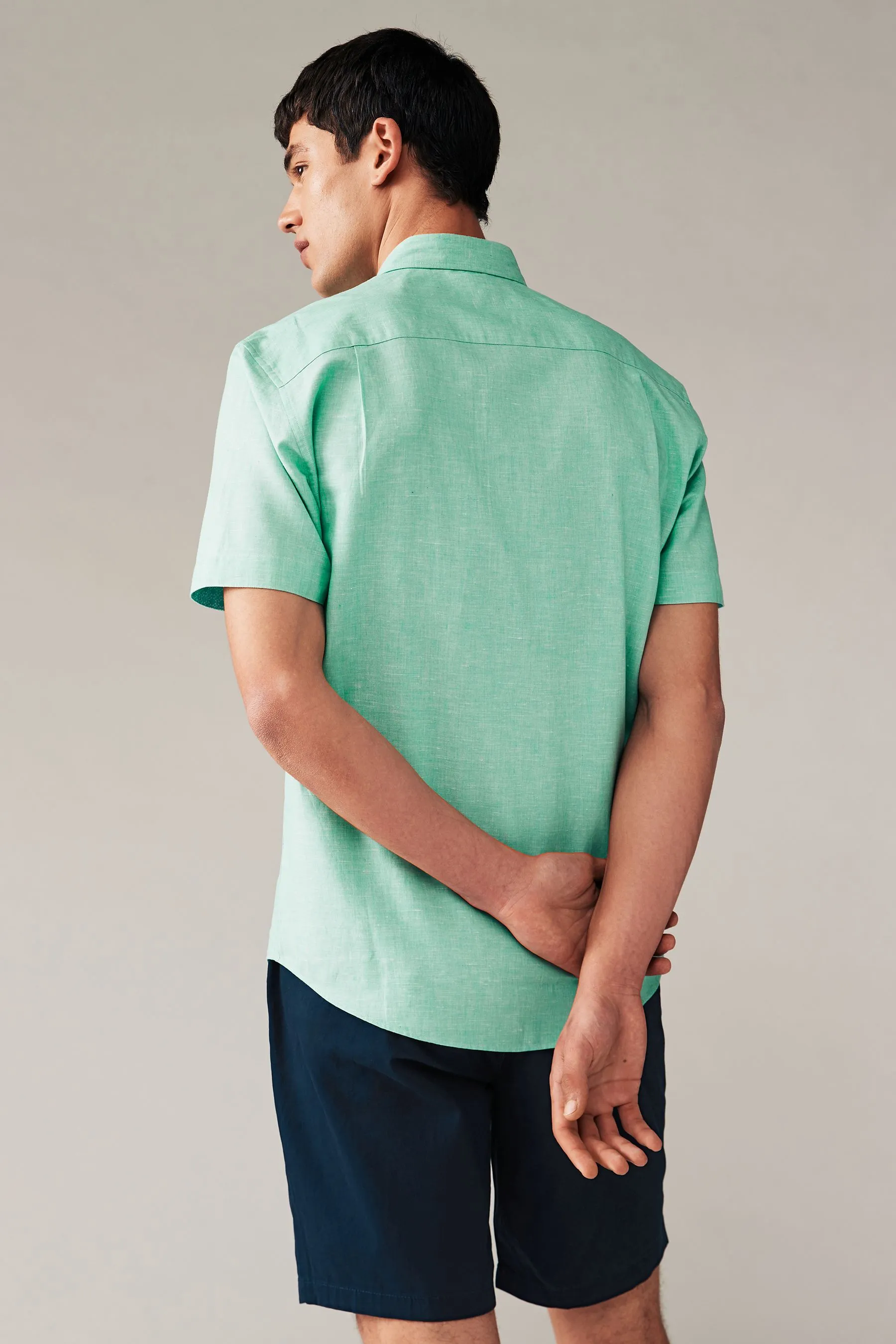 Camicia in Blend Manica corta di lino rifinita    