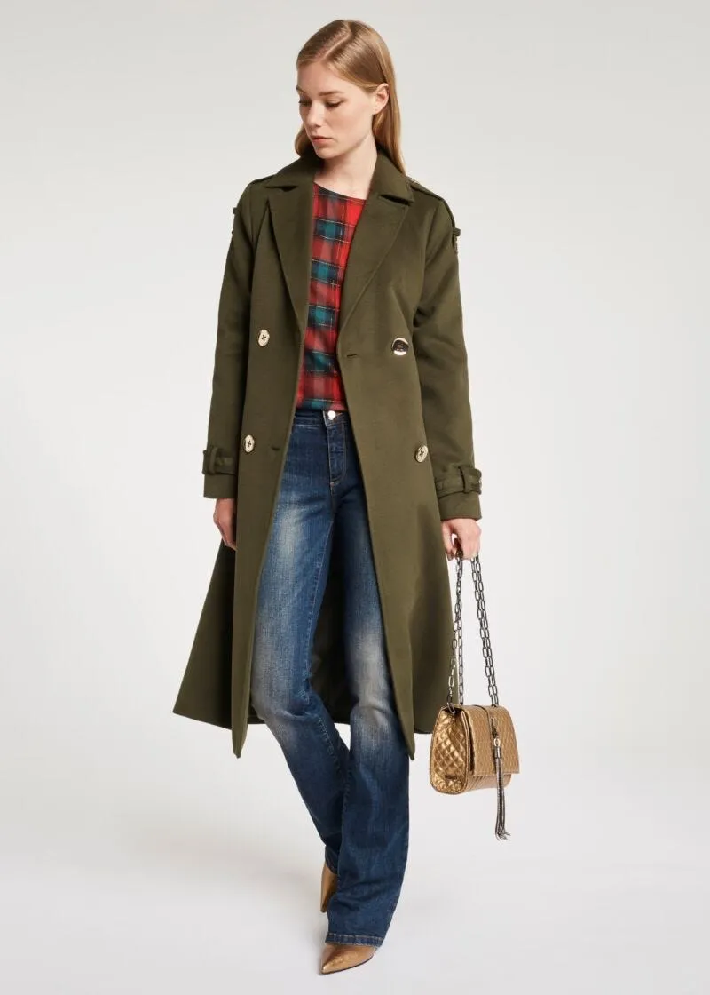 Cappotto dalla linea trench