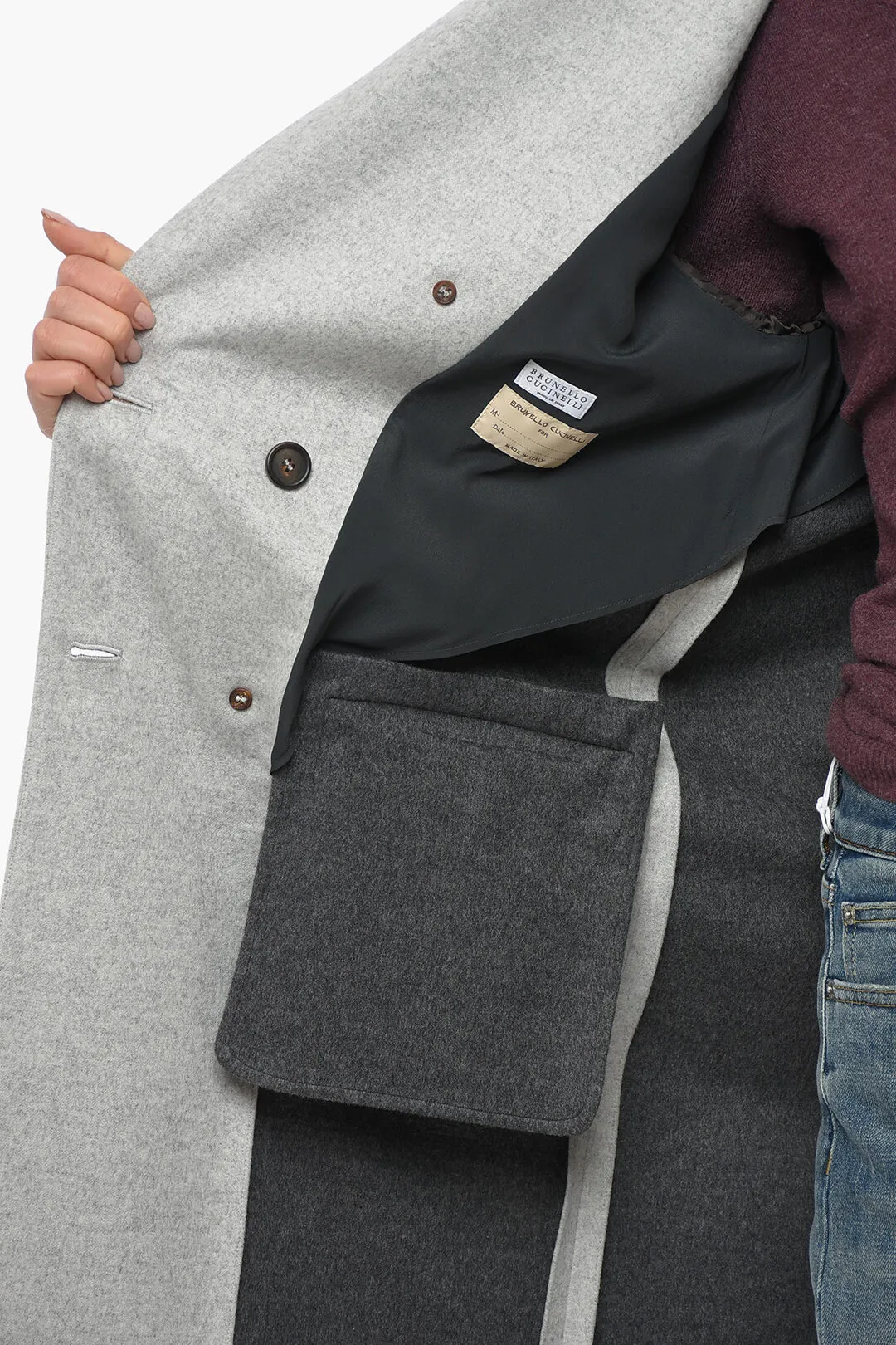 Cappotto Doppiopetto in Lana con Revers a Lancia