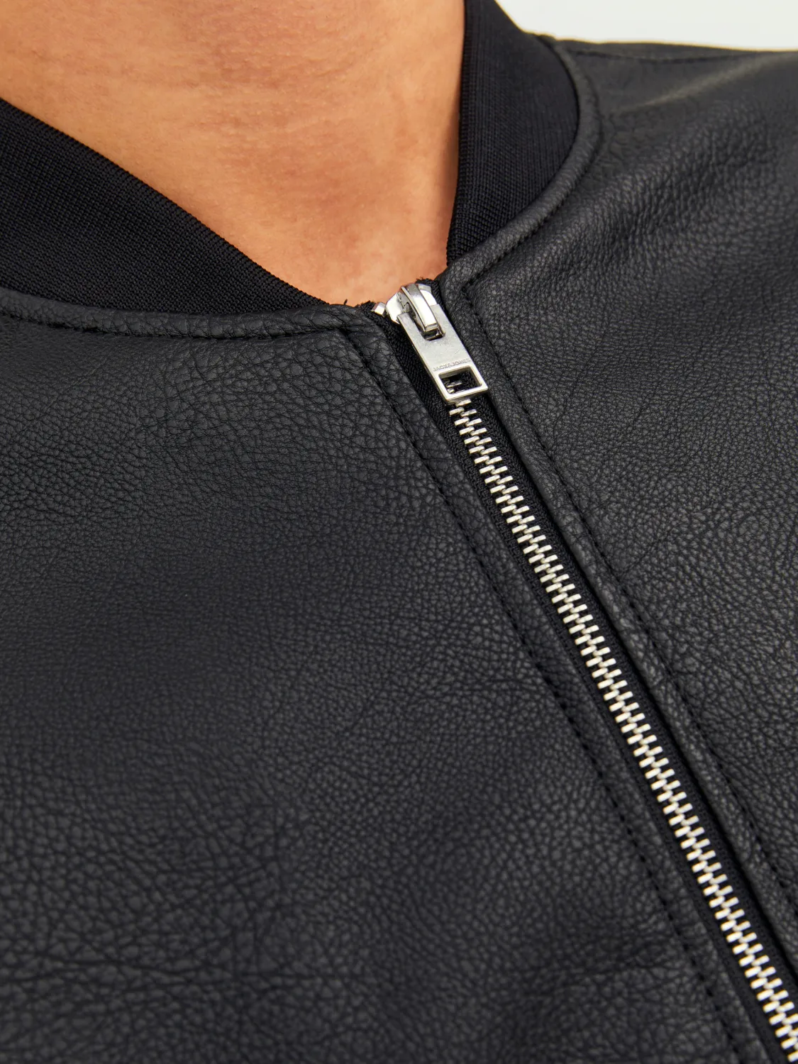 Giubbino uomo bomber ROCKY nero ecopelle