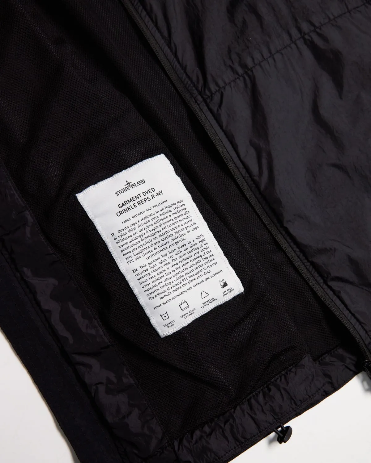 Giubbotto nero Soft-Shell con cappuccio