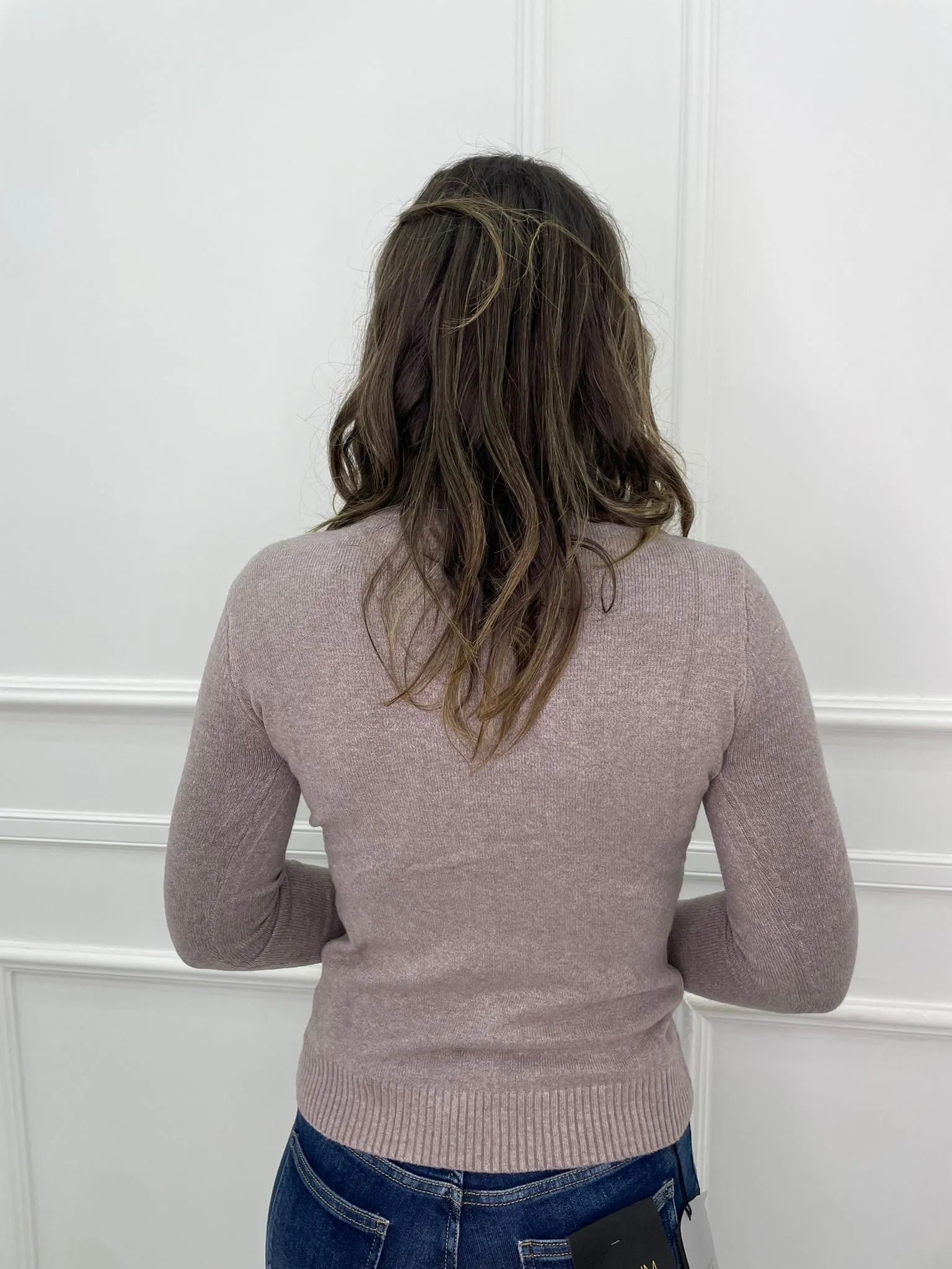 Maglia tinta unita in lana soft giro collo