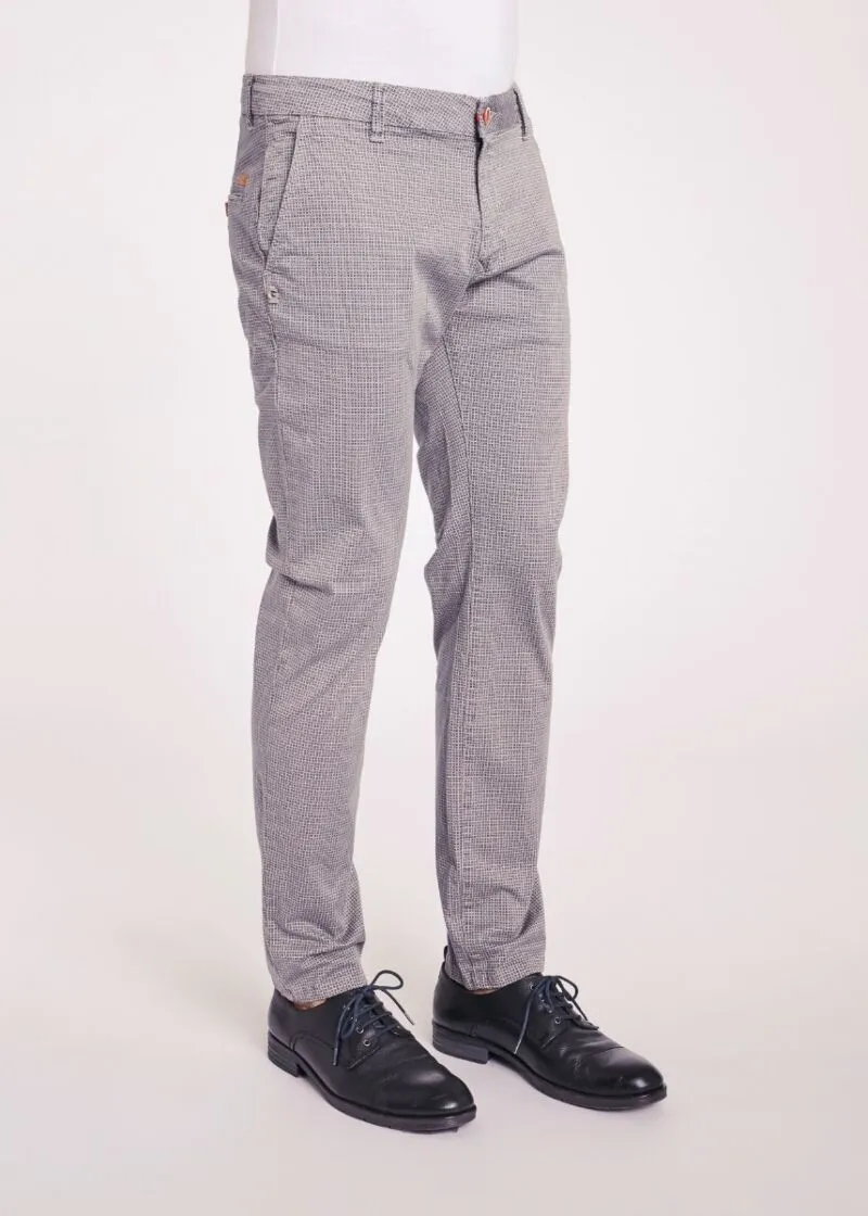 Pantaloni chino stampati