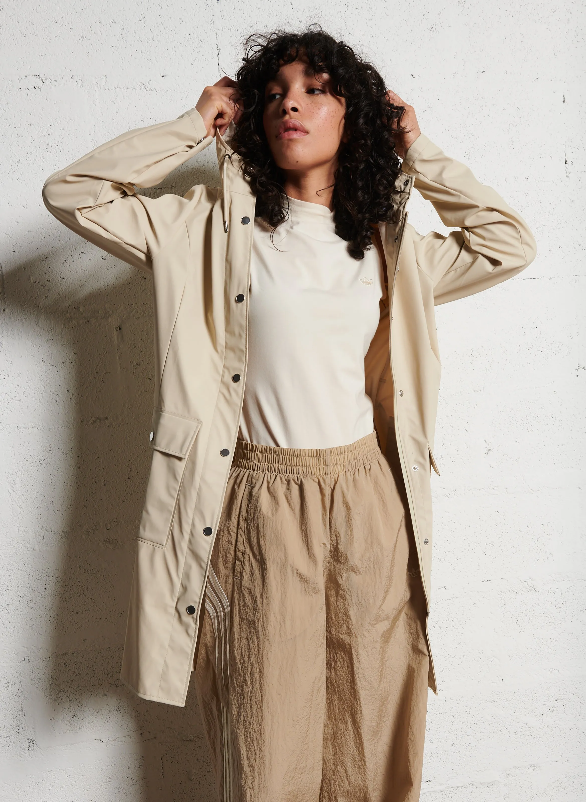  RAINS   Impermeabile con cappuccio | Beige