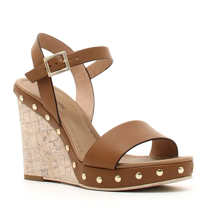 SANDALI CON ZEPPA IN PELLE