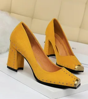 Scarpe Bigtree Décolleté classici dautunno Scarpe da sposa alla moda Rivetto nero Tacchi alti Scarpe da donna quadrate Scarpe d