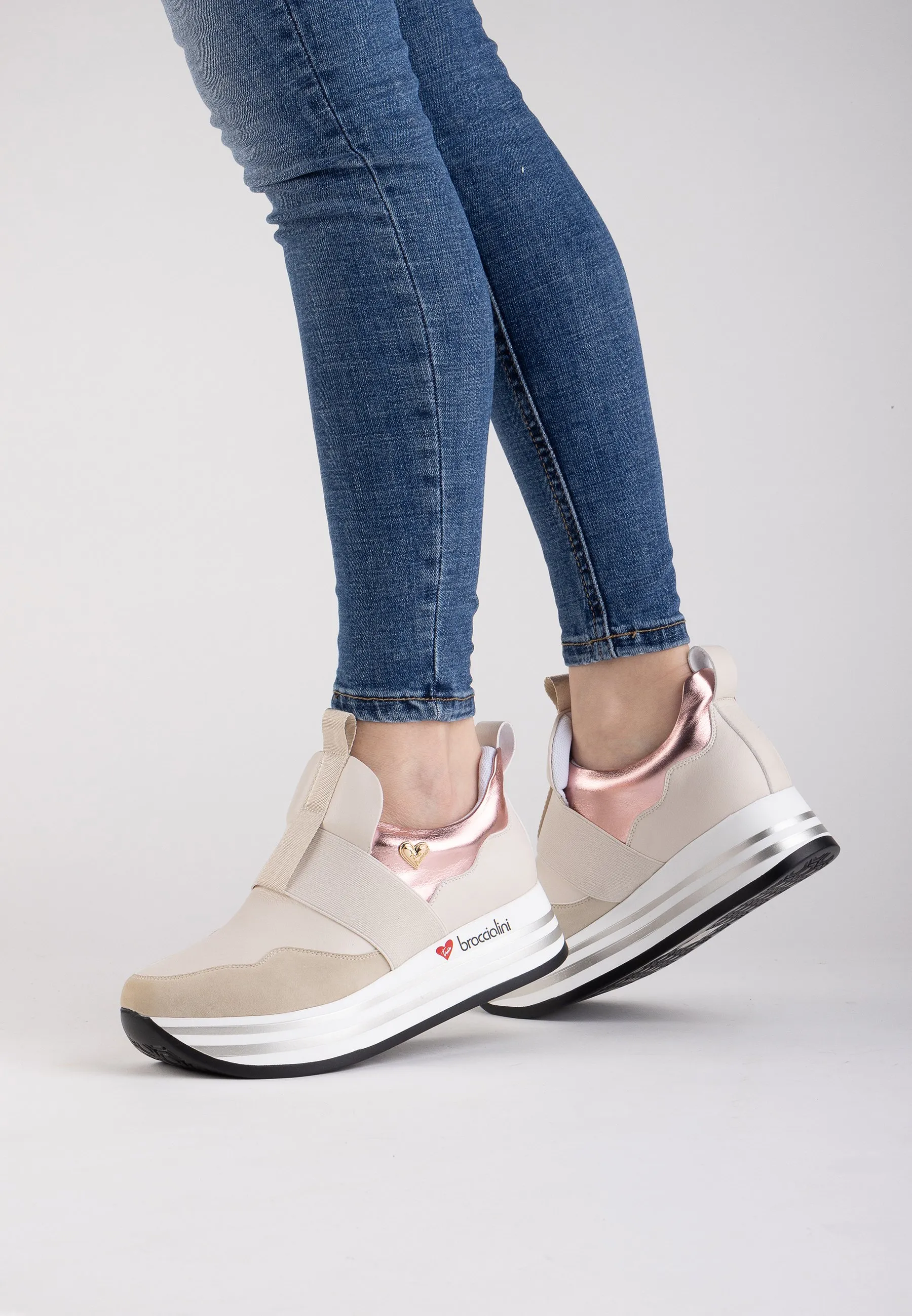 Scarpe senza lacci
