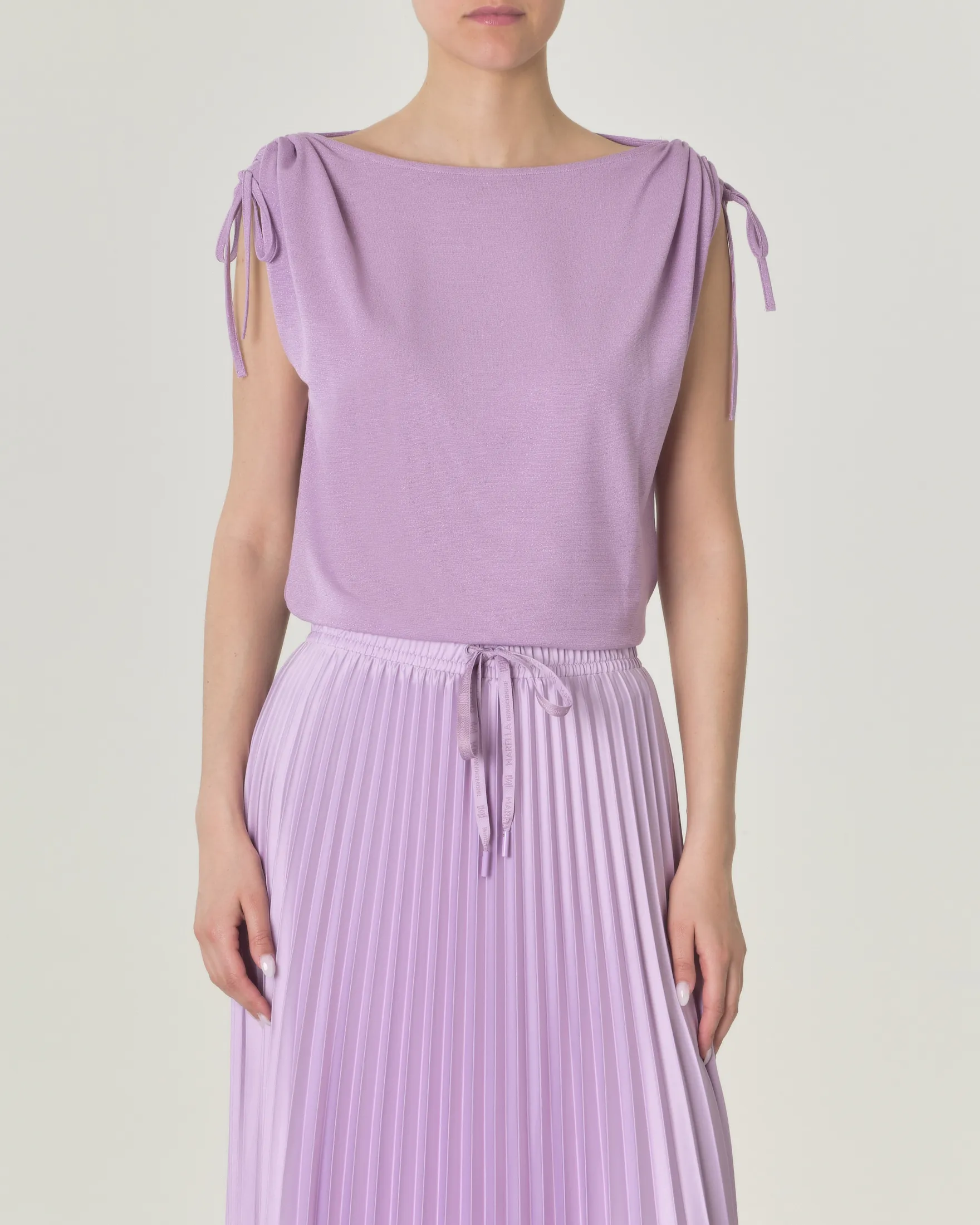 T-shirt color lilla in misto viscosa con lurex senza maniche con couilsse sulle spalle Linea Monochrome